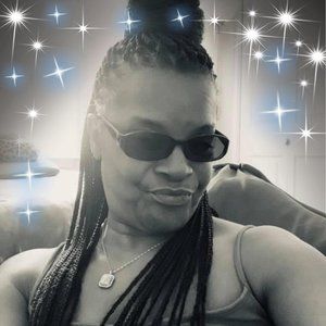 Meet your Posher, Camethia